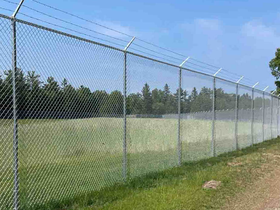 Commercial Chain Link Fence Company In Traverse City Michigan