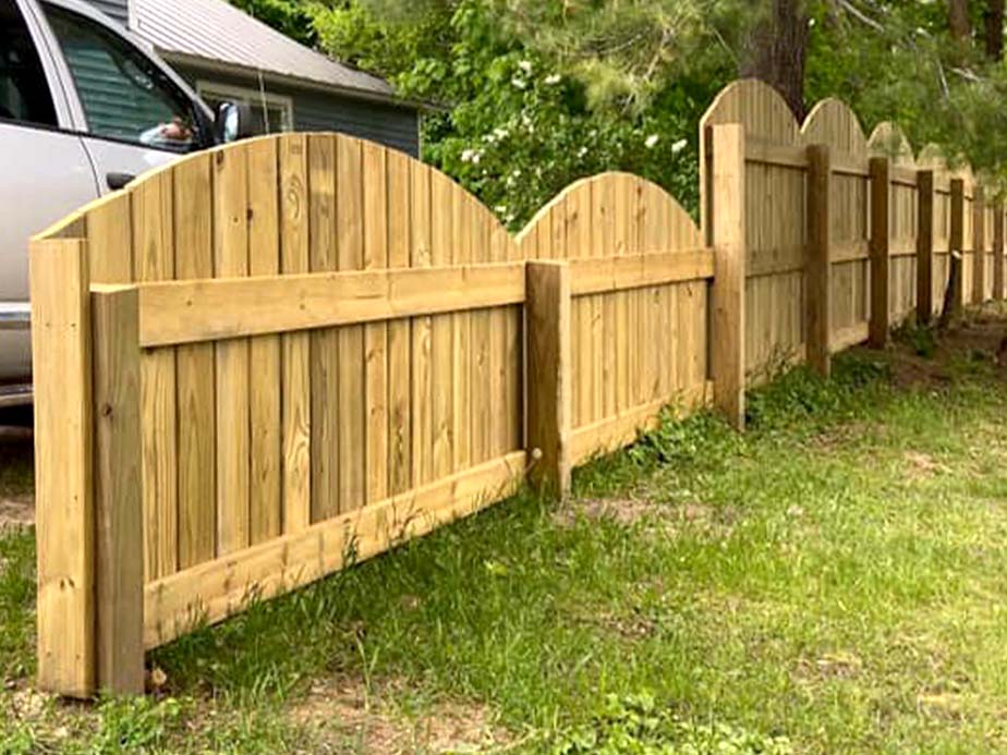 Residential Wood fence contractor in the Traverse City Michigan area.