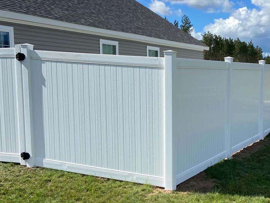 Privacy Fence Example in Grawn Michigan